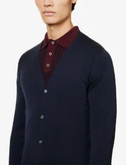 JOHN SMEDLEY Petworth V-neck Merino Wool Cardigan -Falkeis Store 232 86002848 PETWORTH MIDNIGHT ALT04