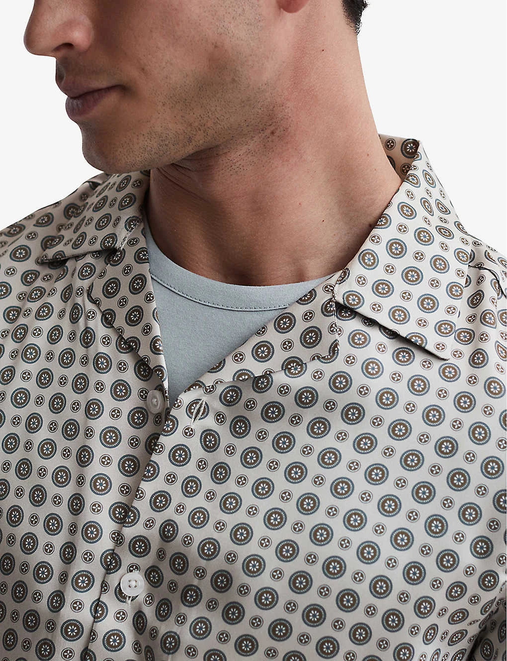 Reiss Pedro Graphic-print Regular-fit Recycled-polyester Shirt 5 Reiss Pedro Graphic-print Regular-fit Recycled-polyester Shirt - Image 5